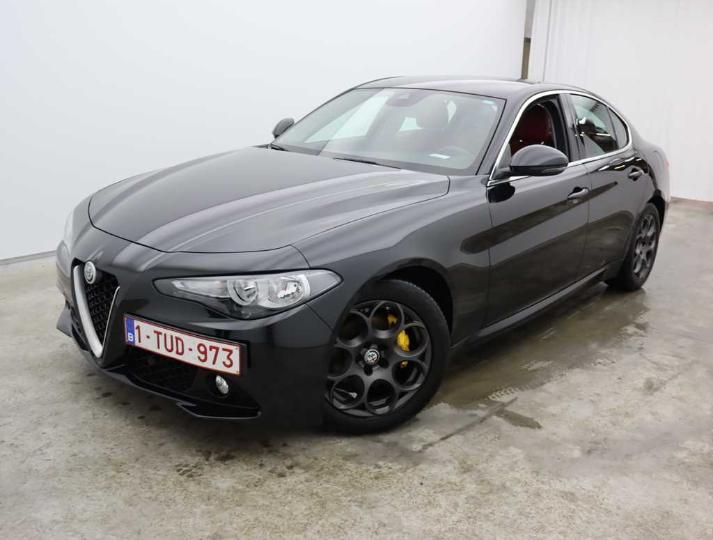 Photo 1 VIN: ZAREAECU8J7582605 - ALFA-ROMEO GIULIA &#3916 