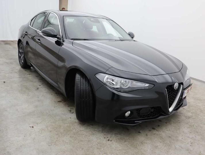 Photo 8 VIN: ZAREAECU8J7582605 - ALFA-ROMEO GIULIA &#3916 