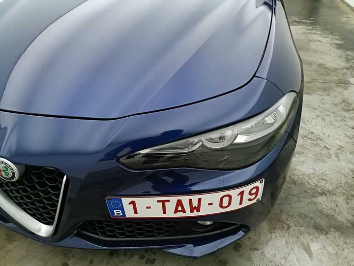 Photo 5 VIN: ZAREAECU9H7525355 - ALFA ROMEO GIULIA &#3916 