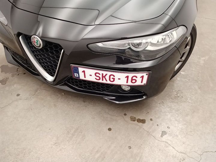 Photo 5 VIN: ZAREAECUXH7526840 - ALFA-ROMEO GIULIA &#3916 