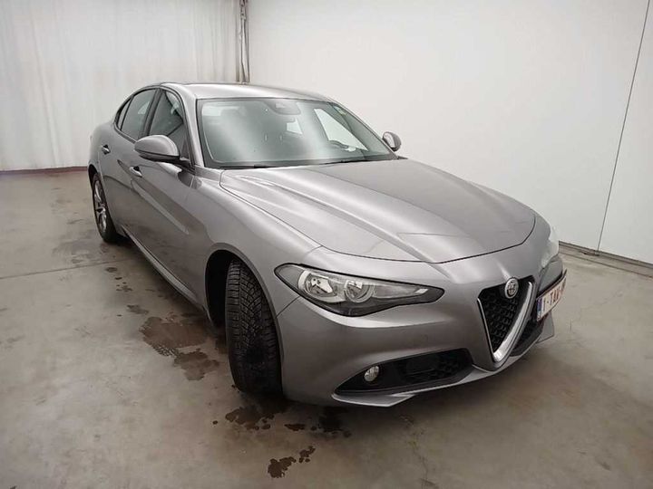 Photo 8 VIN: ZAREAECUXH7527079 - ALFA-ROMEO GIULIA &#3916 