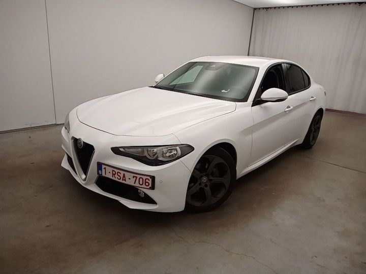 Photo 1 VIN: ZAREAECUXH7535733 - ALFA-ROMEO GIULIA &#3916 