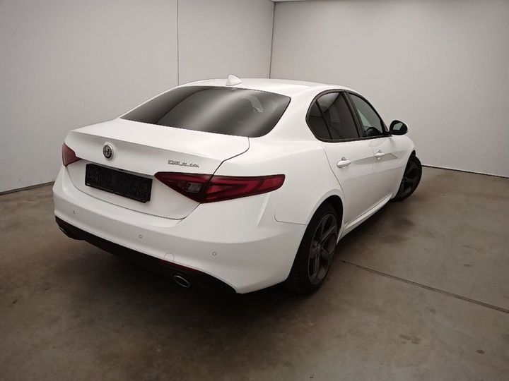 Photo 2 VIN: ZAREAECUXH7535733 - ALFA-ROMEO GIULIA &#3916 