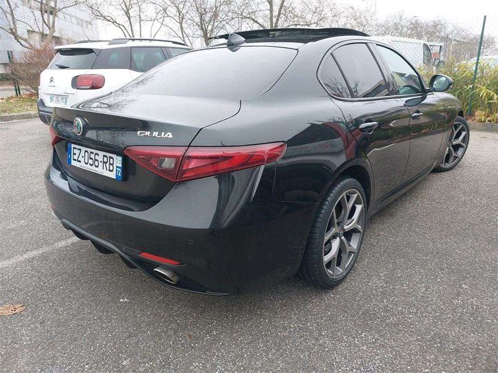 Photo 3 VIN: ZAREAEGU3J7589410 - ALFA-ROMEO GIULIA 