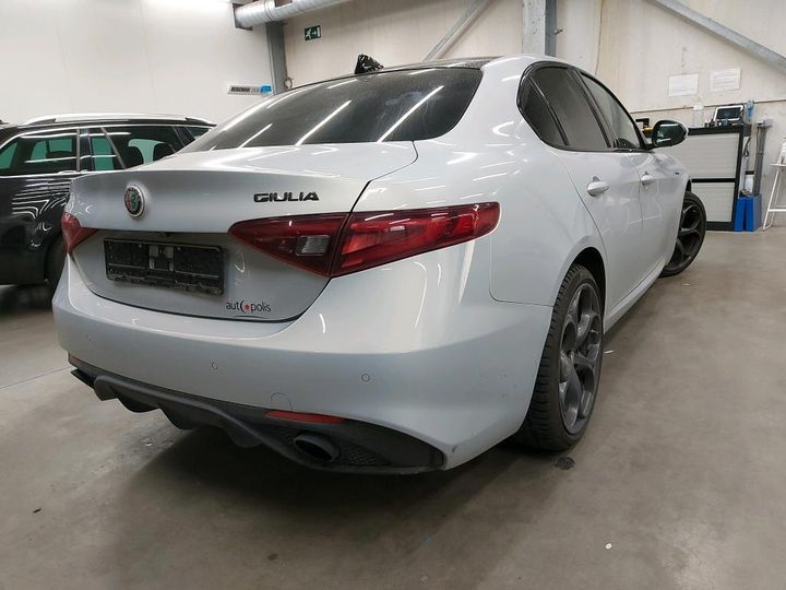 Photo 1 VIN: ZAREAFDN1L7637721 - ALFA-ROMEO GIULIA 