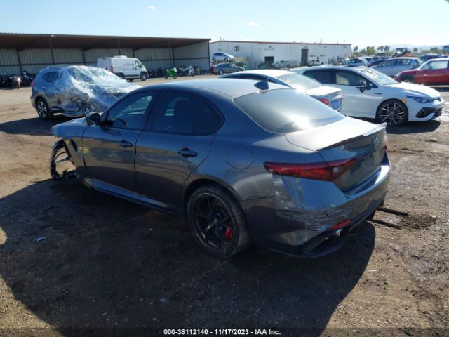 Photo 2 VIN: ZARFAEAV1J7595924 - ALFA-ROMEO GIULIA 