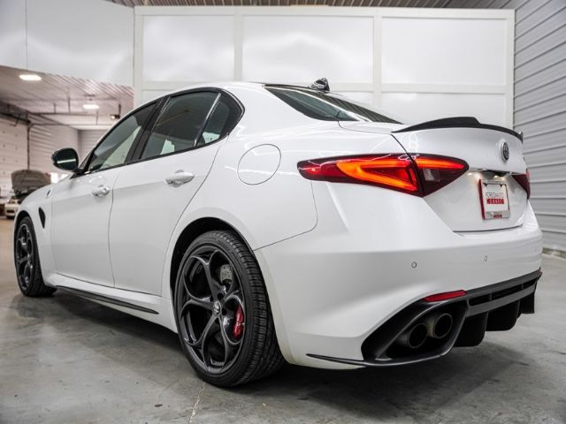 Photo 7 VIN: ZARFAEAV6H7538547 - ALFA ROMEO GIULIA QUADRIFOGLIO 