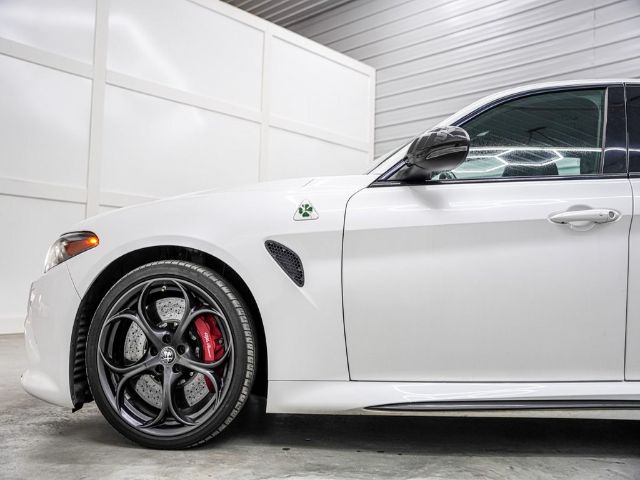 Photo 4 VIN: ZARFAEAV6H7538547 - ALFA ROMEO GIULIA QUADRIFOGLIO 