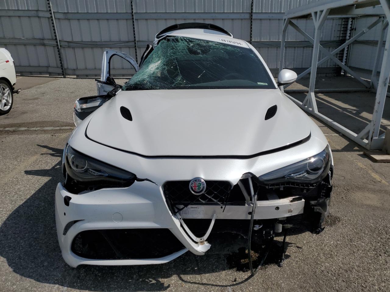 Photo 4 VIN: ZARFAEAV9J7586517 - ALFA-ROMEO GIULIA 