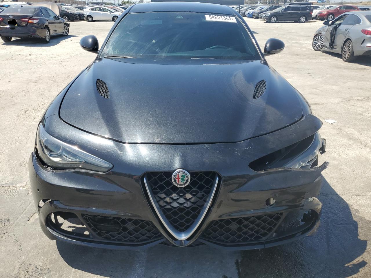 Photo 4 VIN: ZARFAEAVXJ7581892 - ALFA-ROMEO GIULIA 