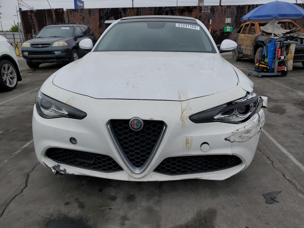 Photo 4 VIN: ZARFAEBN0J7597937 - ALFA-ROMEO GIULIA 