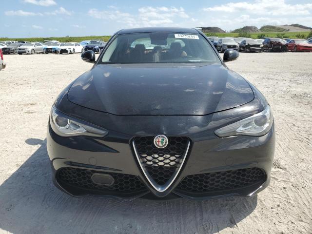 Photo 4 VIN: ZARFAEBN2J7588480 - ALFA ROMEO GIULIA 