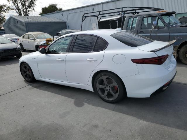 Photo 1 VIN: ZARFAEBN3J7565872 - ALFA ROMEO GIULIA 