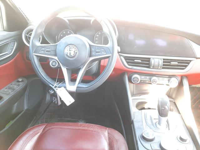 Photo 8 VIN: ZARFAEBNXH7532765 - ALFA-ROMEO GIULIA 