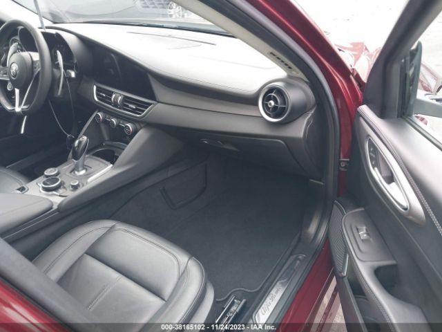 Photo 4 VIN: ZARFAECN3J7589846 - ALFA-ROMEO GIULIA 