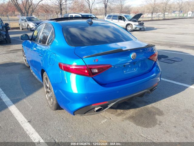 Photo 2 VIN: ZARFAECN8J7600016 - ALFA ROMEO GIULIA (952) 