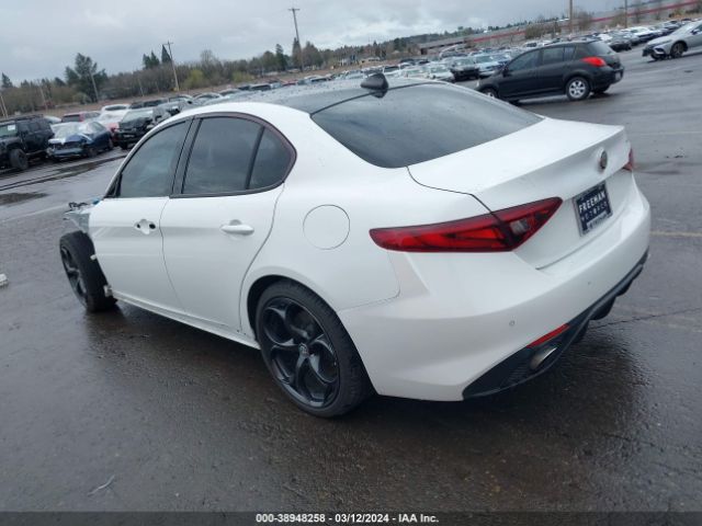 Photo 2 VIN: ZARFAECNXJ7573241 - ALFA-ROMEO GIULIA 