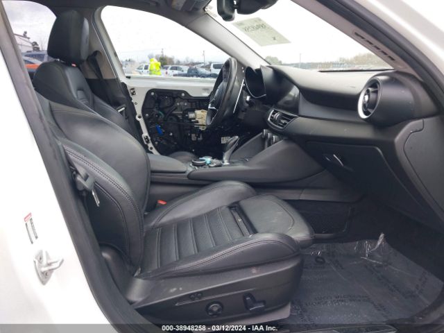 Photo 4 VIN: ZARFAECNXJ7573241 - ALFA-ROMEO GIULIA 