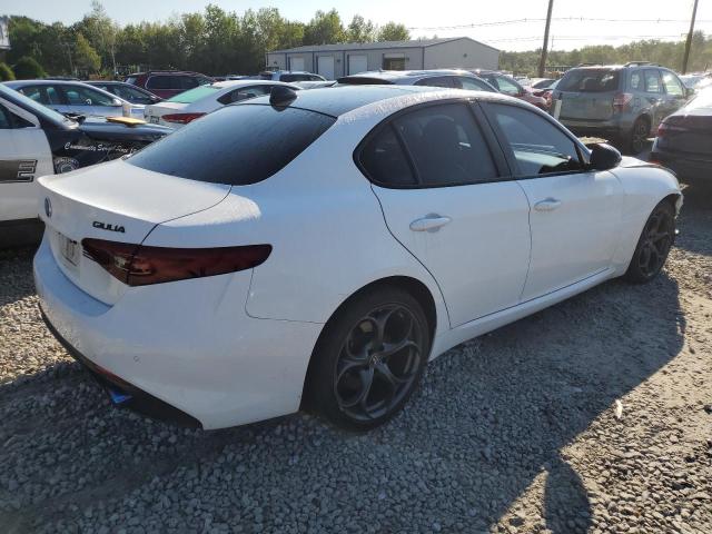 Photo 2 VIN: ZARFAEDN0J7597515 - ALFA ROMEO GIULIA 