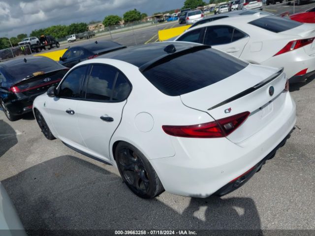 Photo 2 VIN: ZARFAEDN1J7579976 - ALFA-ROMEO GIULIA 