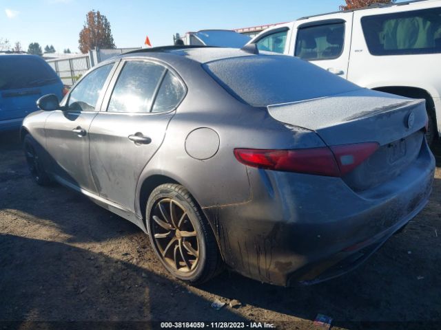 Photo 2 VIN: ZARFAEDN3H7537030 - ALFA ROMEO GIULIA 