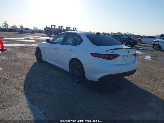 Photo 2 VIN: ZARFAEEN0H7543253 - ALFA-ROMEO GIULIA 