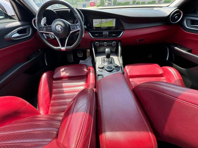 Photo 8 VIN: ZARFAEEN0J7573441 - ALFA-ROMEO GIULIA 