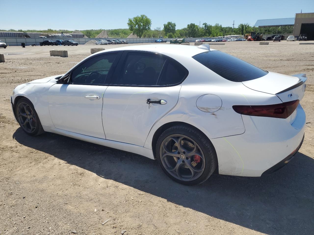 Photo 1 VIN: ZARFAEEN1H7544444 - ALFA-ROMEO GIULIA 