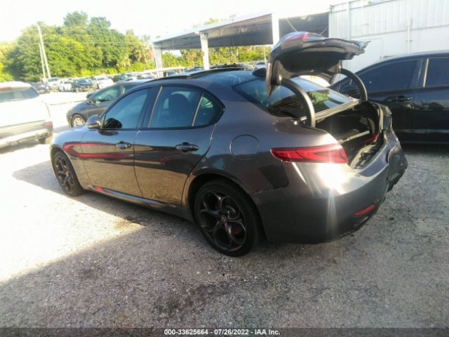 Photo 2 VIN: ZARFAEEN4J7571479 - ALFA-ROMEO GIULIA 