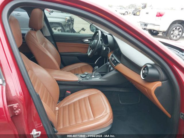 Photo 4 VIN: ZARFAEEN5J7580658 - ALFA ROMEO GIULIA (952) 