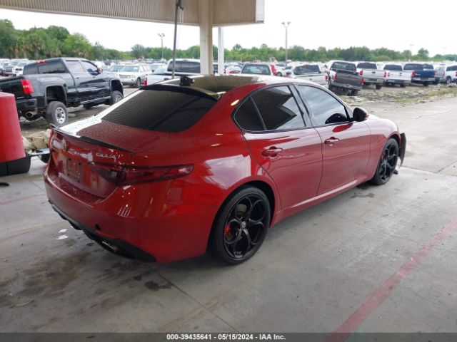 Photo 3 VIN: ZARFAEEN9J7577794 - ALFA-ROMEO GIULIA 