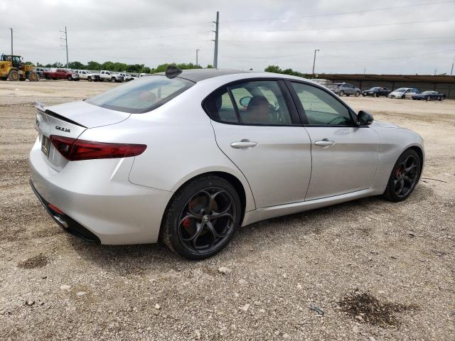 Photo 2 VIN: ZARFAEEN9J7597611 - ALFA ROMEO GIULIA 