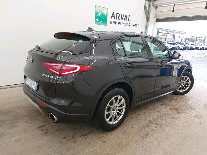 Photo 2 VIN: ZARFAGAU5J7C19832 - ALFA-ROMEO STELVIO 