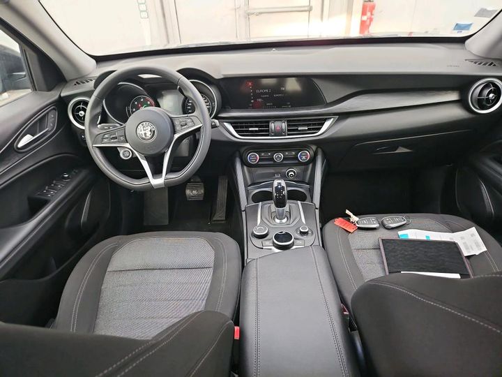 Photo 2 VIN: ZARFAGAU5J7C20513 - ALFA-ROMEO STELVIO 