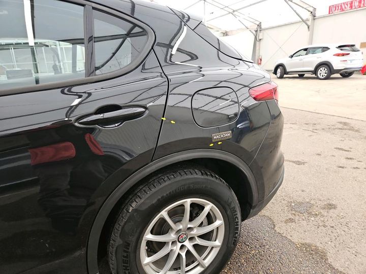 Photo 8 VIN: ZARFAGAU5J7C20513 - ALFA-ROMEO STELVIO 