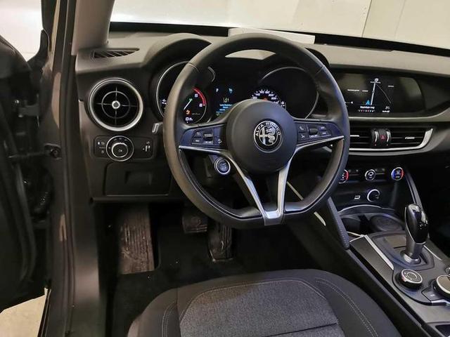 Photo 8 VIN: ZARFAGAU8J7C20361 - ALFA-ROMEO STELVIO 