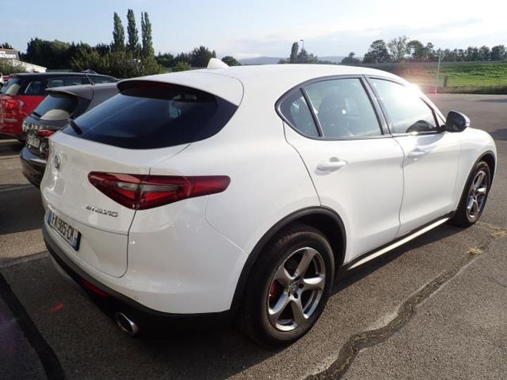 Photo 2 VIN: ZARFAGBU2J7B88487 - ALFA-ROMEO STELVIO 