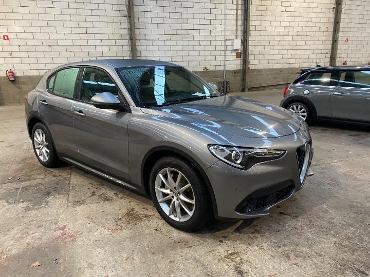 Photo 2 VIN: ZARFAGBU2J7C10679 - ALFA-ROMEO STELVIO SUV 