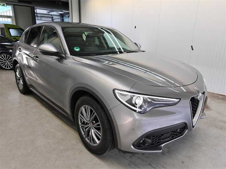 Photo 2 VIN: ZARFAGBU5H7B79521 - ALFA-ROMEO STELVIO 