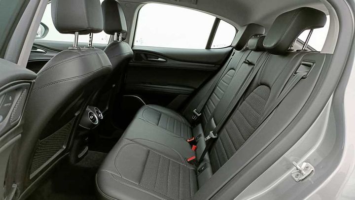 Photo 10 VIN: ZARFAGBU5J7C18596 - ALFA-ROMEO STELVIO 