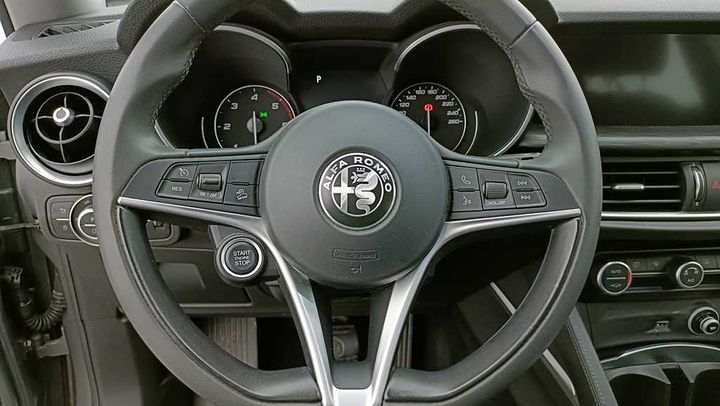 Photo 29 VIN: ZARFAGBU5J7C18596 - ALFA-ROMEO STELVIO 