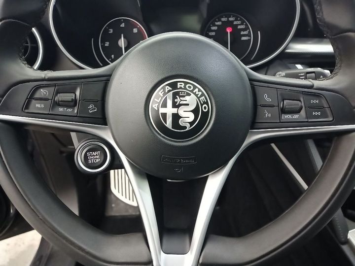 Photo 28 VIN: ZARFAGBU6J7B99976 - ALFA-ROMEO STELVIO &#3917 