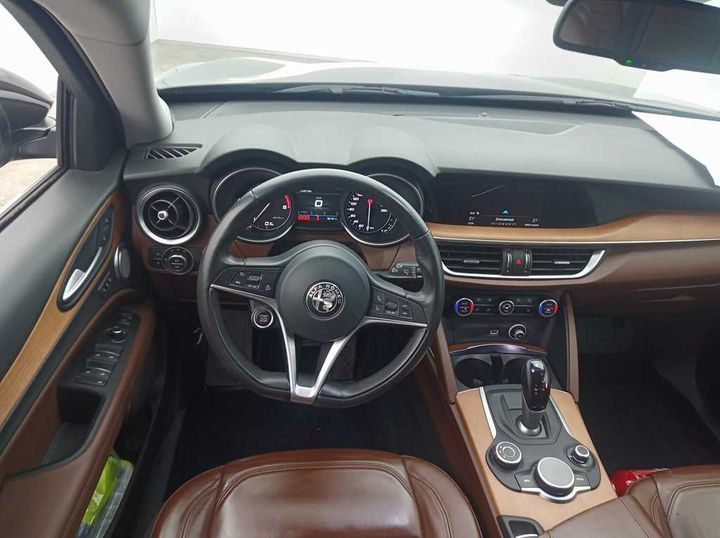 Photo 9 VIN: ZARFAGBU6J7C12435 - ALFA ROMEO STELVIO &#3917 