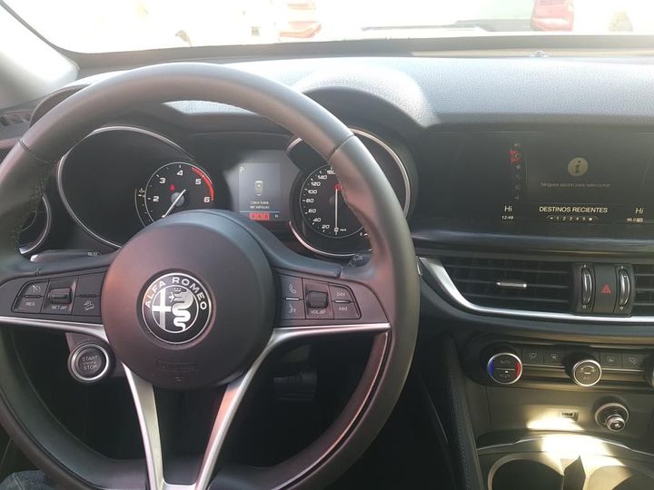 Photo 20 VIN: ZARFAGBU7J7C05848 - ALFA ROMEO STELVIO 