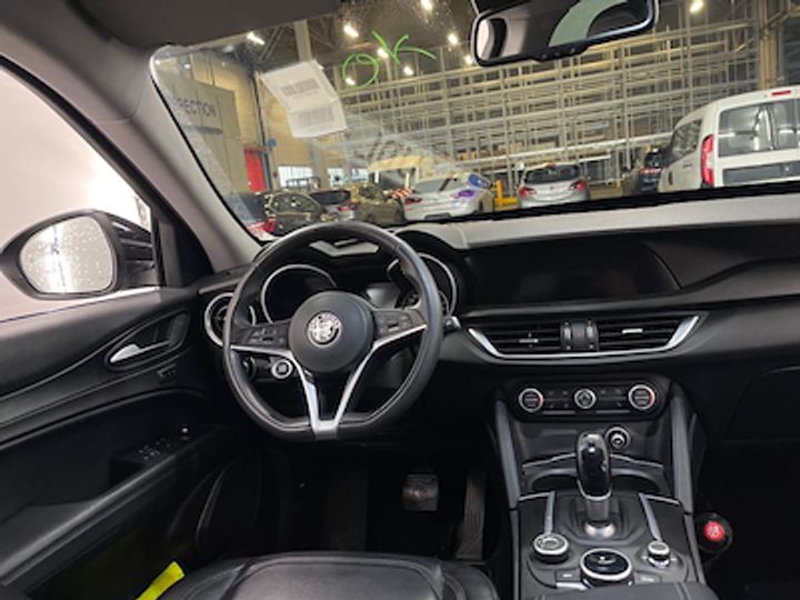 Photo 7 VIN: ZARFAGBU8J7C10752 - ALFA ROMEO STELVIO DIESEL 