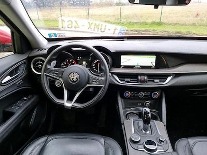 Photo 9 VIN: ZARFAHBN4H7B53314 - ALFA-ROMEO STELVIO 