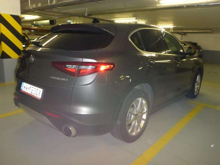 Photo 3 VIN: ZARFAHBN6J7B98907 - ALFA-ROMEO STELVIO 