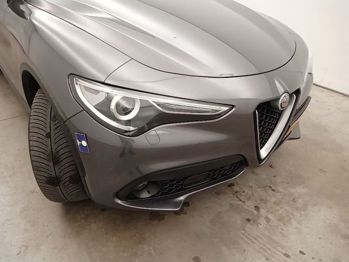 Photo 23 VIN: ZARFAHBU1J7C04491 - ALFA ROMEO STELVIO 