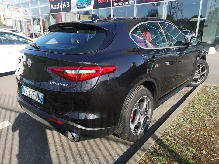 Photo 4 VIN: ZARFAHBU1J7C23011 - ALFA-ROMEO STELVIO 