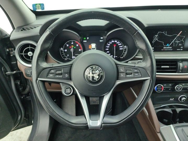 Photo 29 VIN: ZARFAHBU2J7B89399 - ALFA ROMEO STELVIO &#3917 